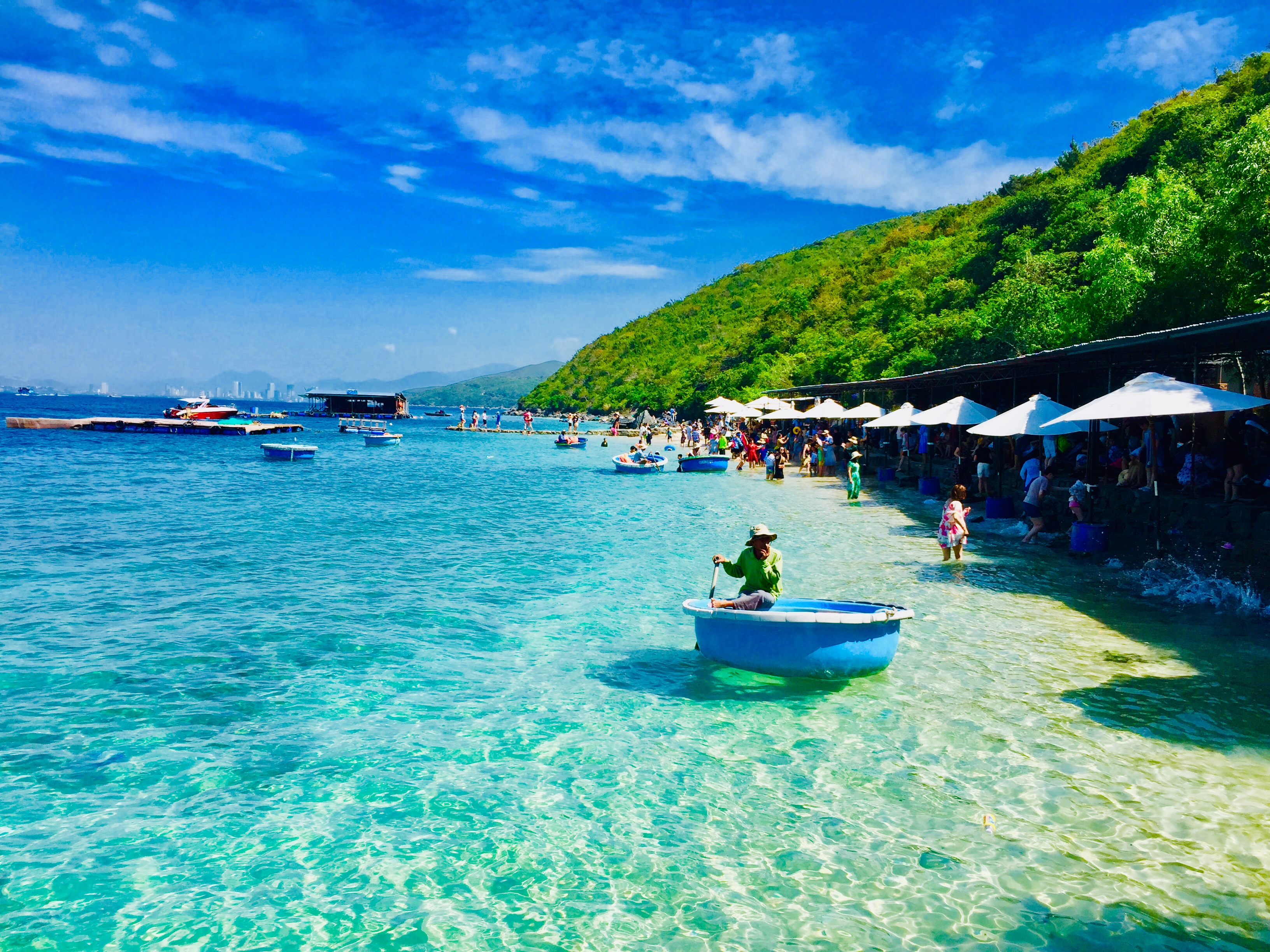 Baie de Nha Trang Plage de Nha Trang au Vietnam